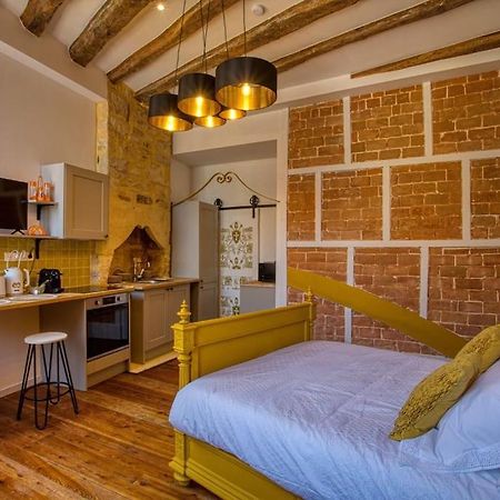 "Les Appartements De Betty C" Studio Medieval Сарла-ла-Канеда Екстер'єр фото