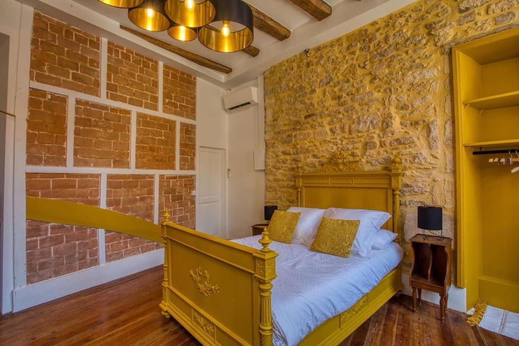 "Les Appartements De Betty C" Studio Medieval Сарла-ла-Канеда Екстер'єр фото